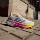 resource/product-images/AdidasUltraboost2.jpg