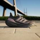 resource/product-images/AdidasUltraboostRunningSweat3.jpg