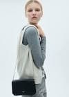resource/product-images/MangoCrossbodyCanta2.jpg